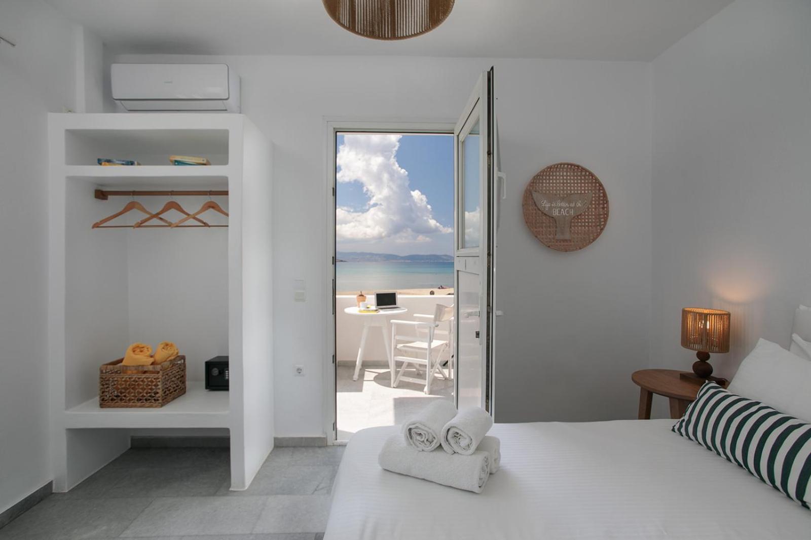 Ippokampos Beachfront Naxos City Szoba fotó